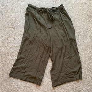 Torrid Olive Green Cropped Pants